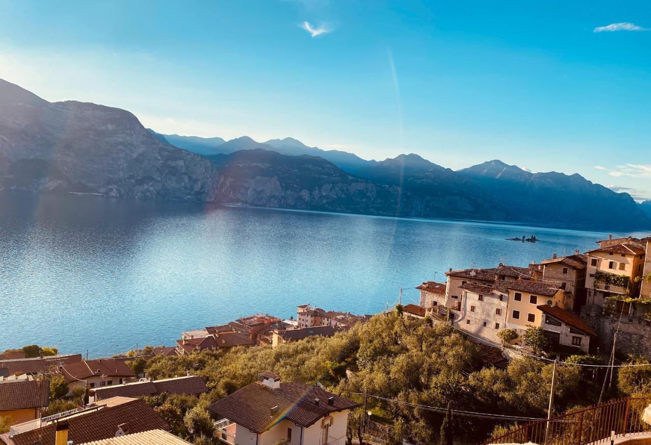 Appartamenti Iride Brenzone sul Garda Luaran gambar