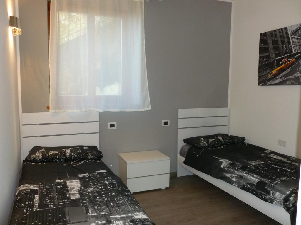Appartamenti Iride Brenzone sul Garda Luaran gambar