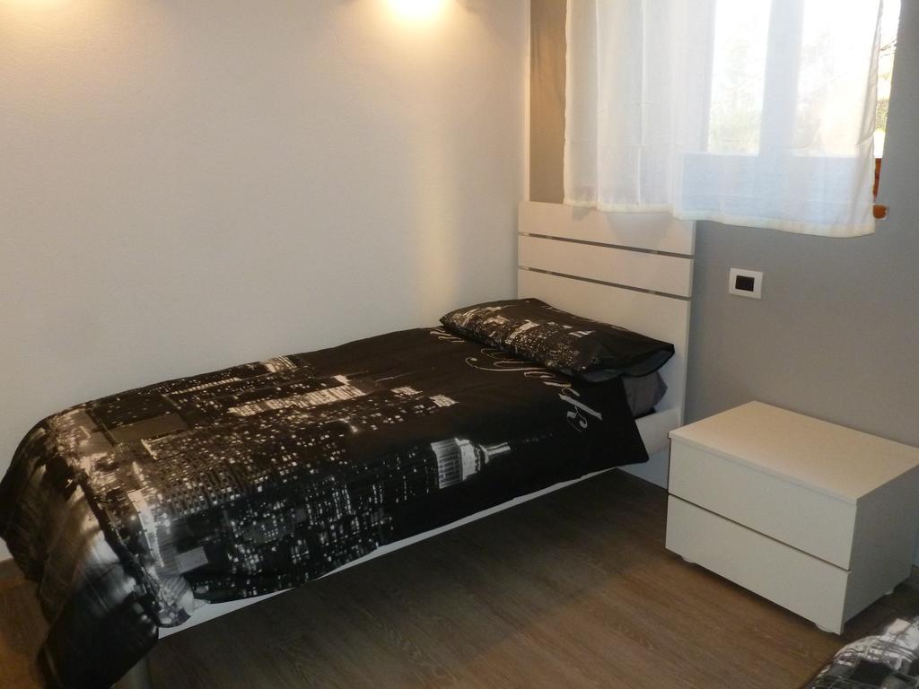 Appartamenti Iride Brenzone sul Garda Luaran gambar