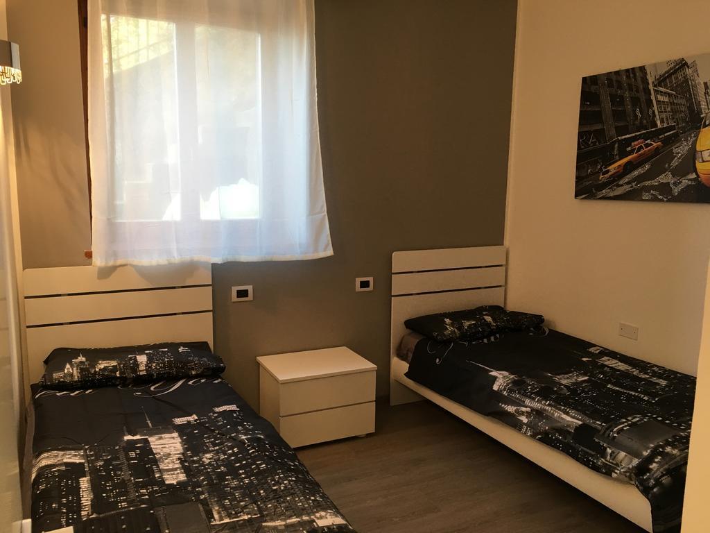 Appartamenti Iride Brenzone sul Garda Luaran gambar