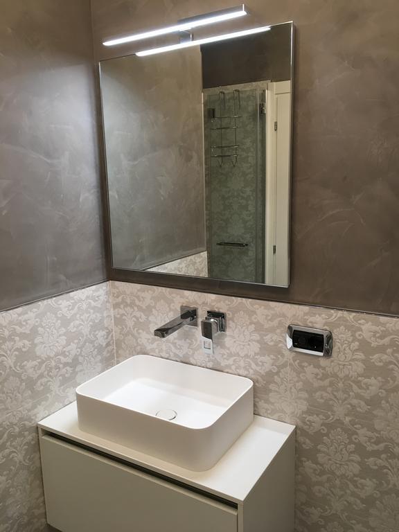 Appartamenti Iride Brenzone sul Garda Luaran gambar