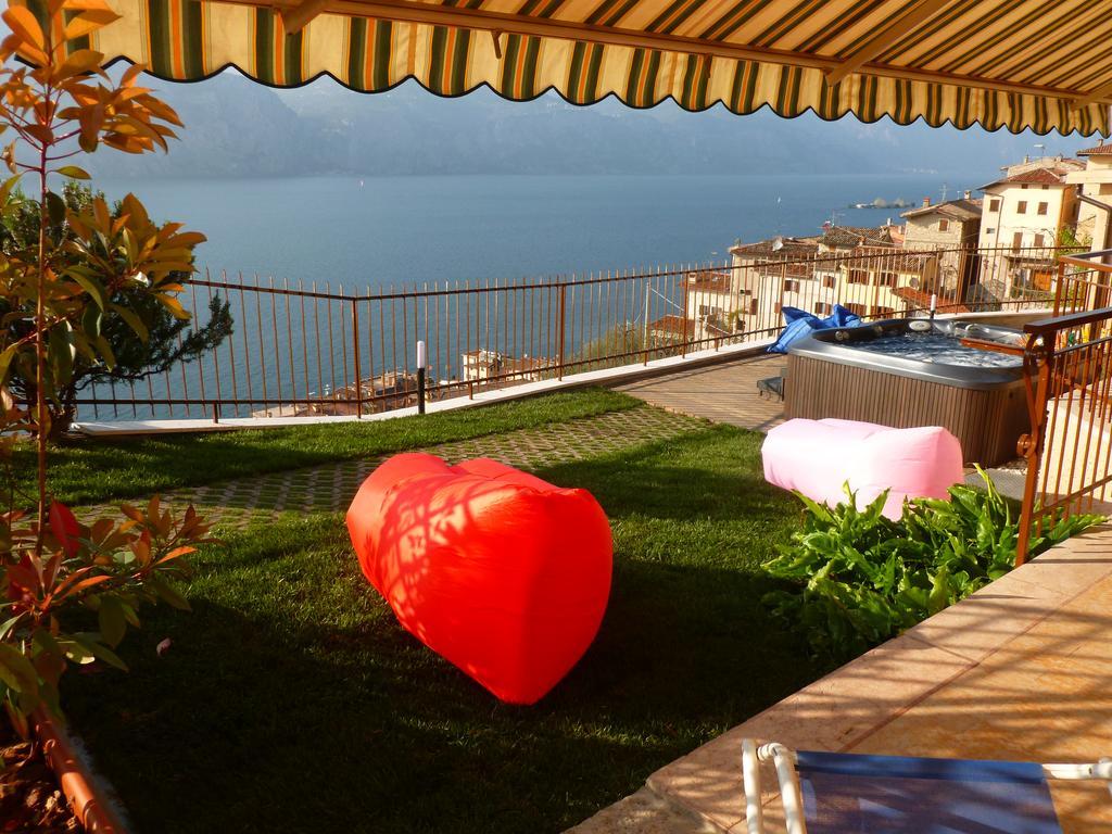 Appartamenti Iride Brenzone sul Garda Luaran gambar